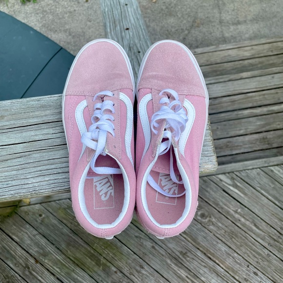 Women’s light pink,low top vans! - Picture 2 of 2